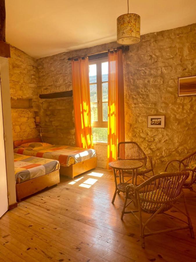 Gite De La Bastide - Cabania Pays Cathare Bed & Breakfast Camps-sur-l'Agly Exterior photo